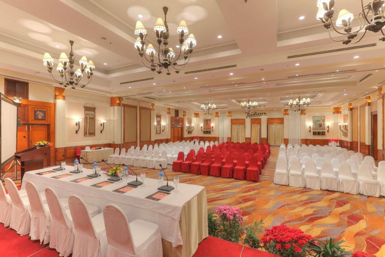 Radisson Hotel Катманду Екстериор снимка