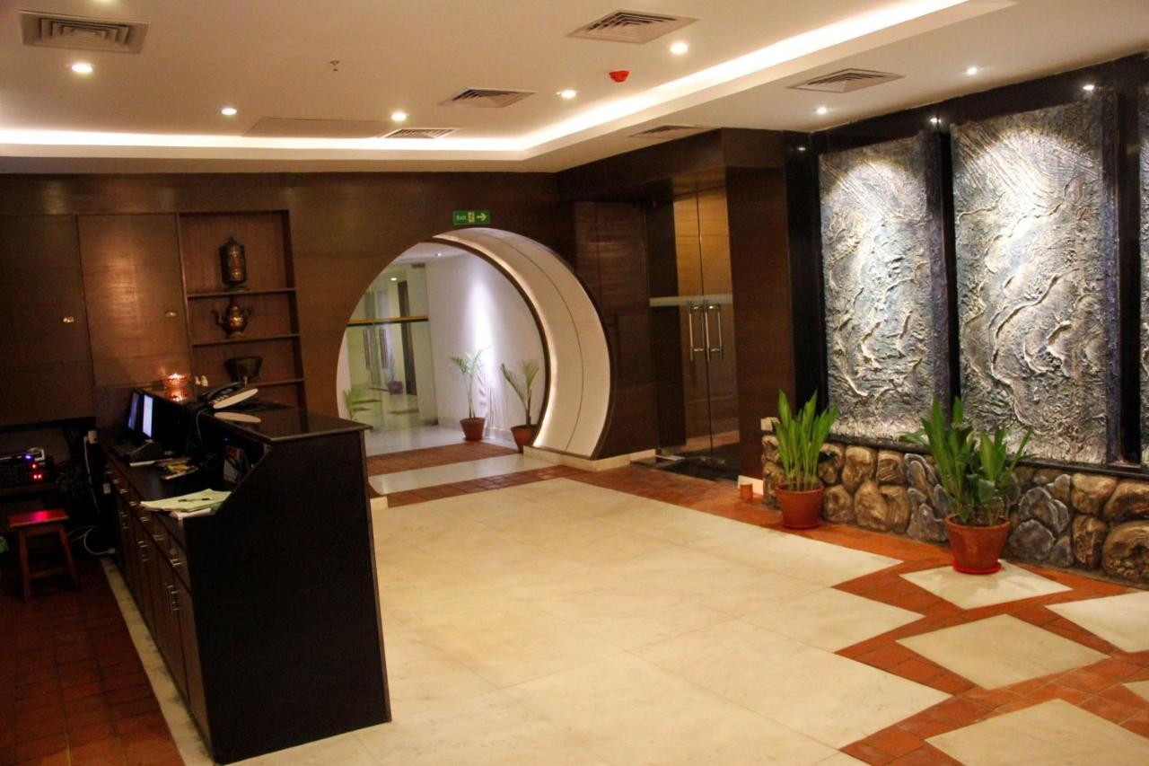 Radisson Hotel Катманду Екстериор снимка