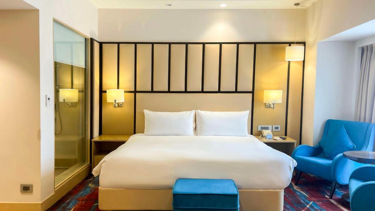 Radisson Hotel Катманду Екстериор снимка