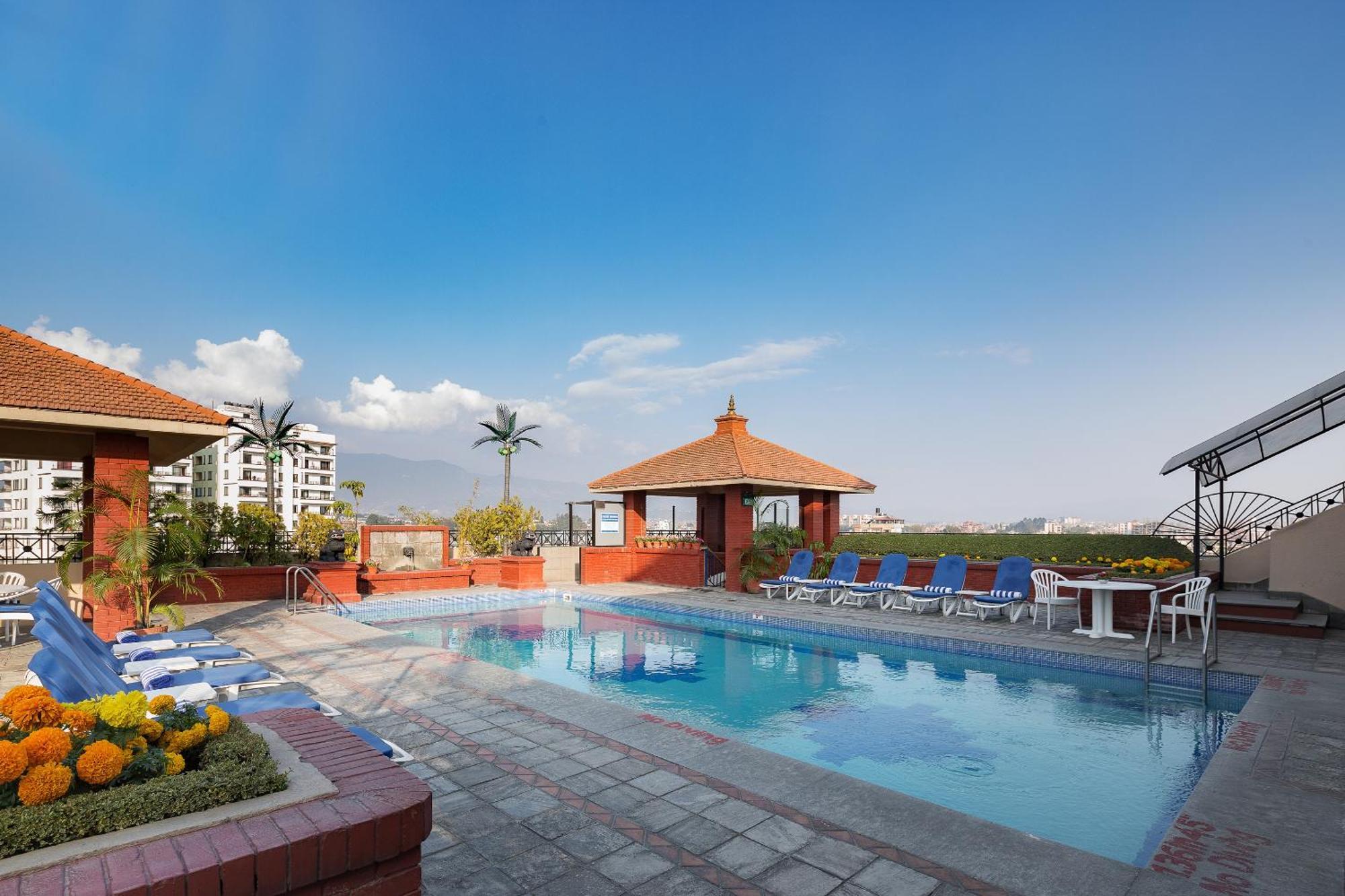 Radisson Hotel Катманду Екстериор снимка