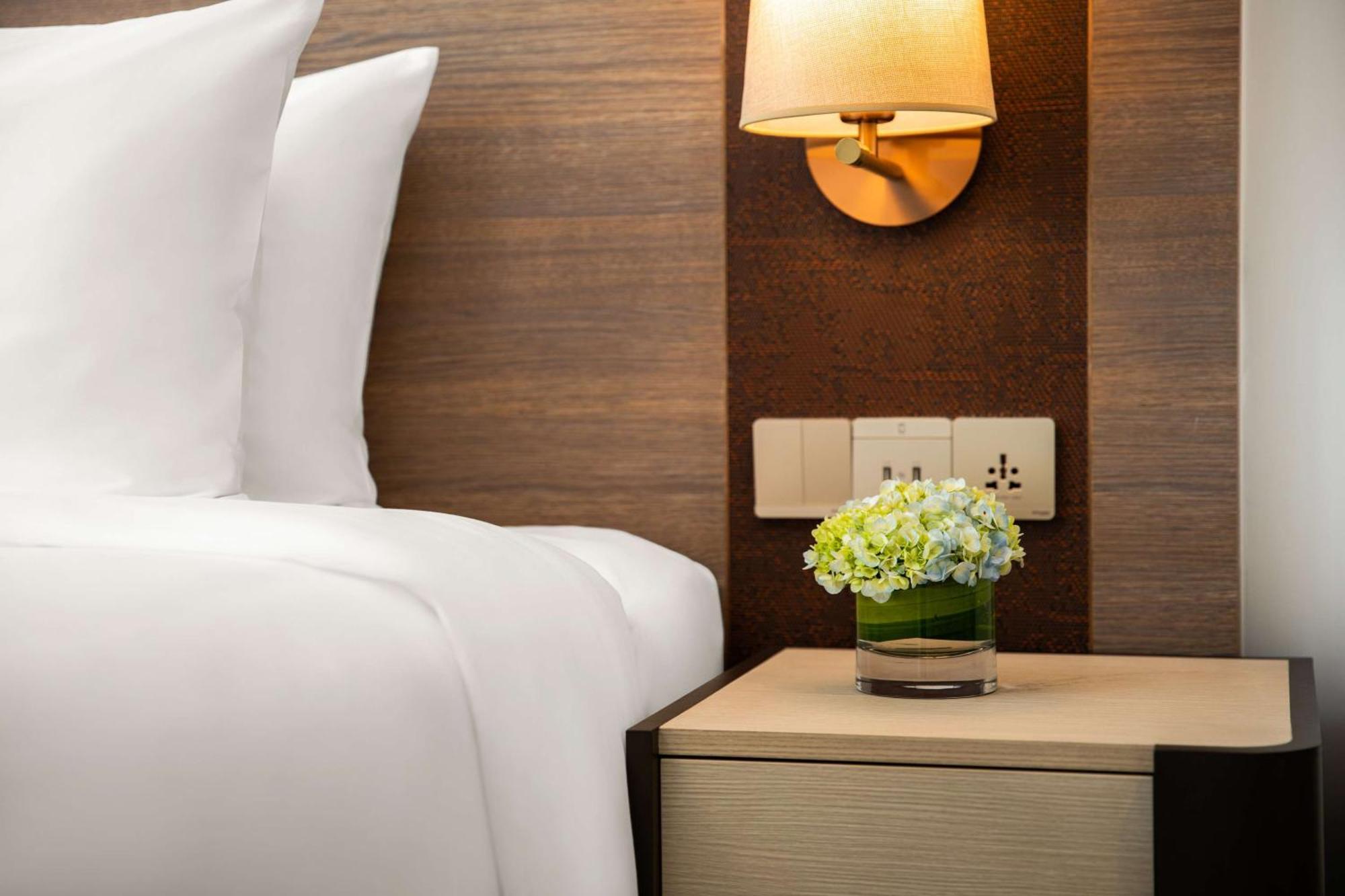Radisson Hotel Катманду Екстериор снимка