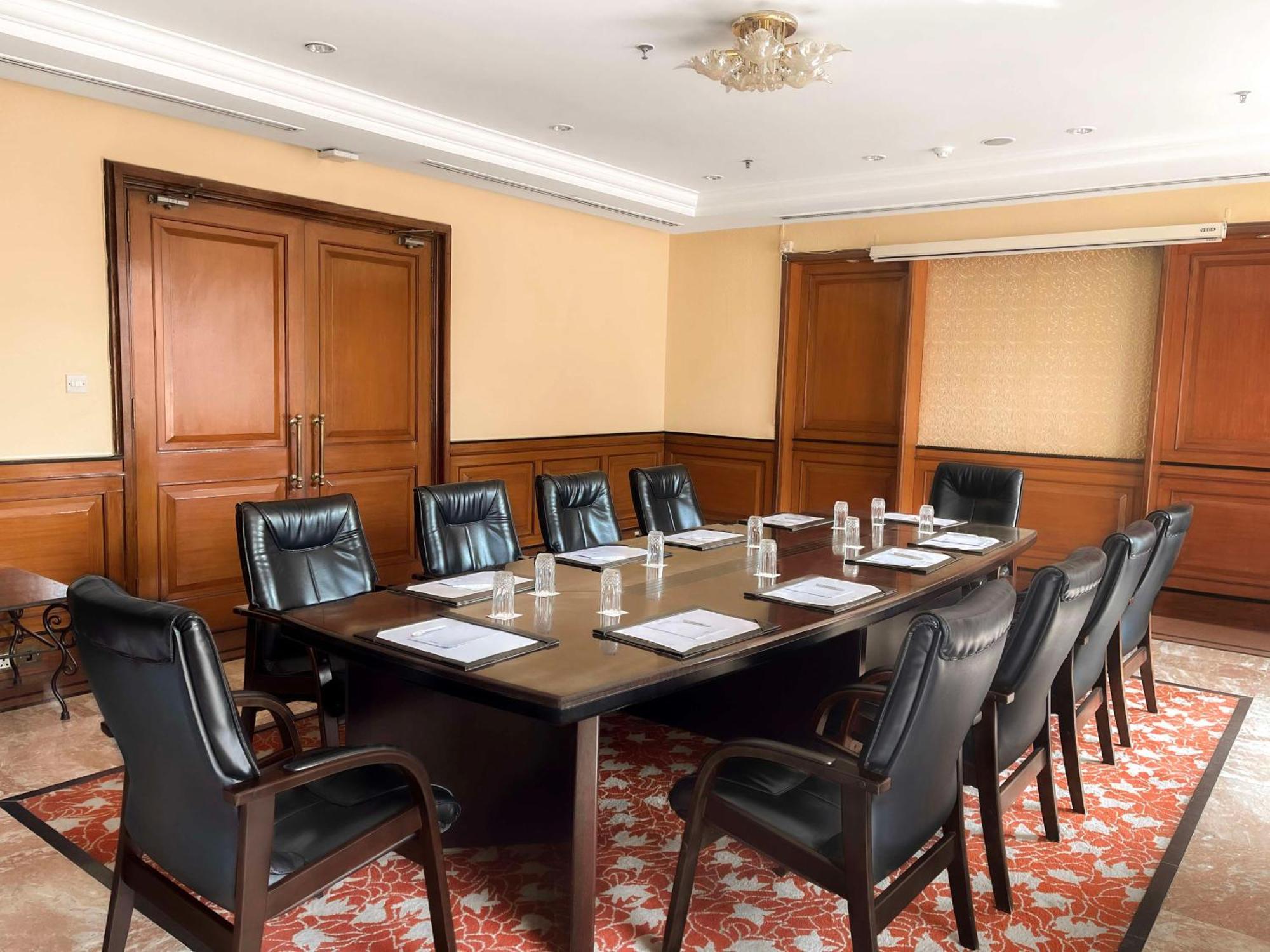 Radisson Hotel Катманду Екстериор снимка