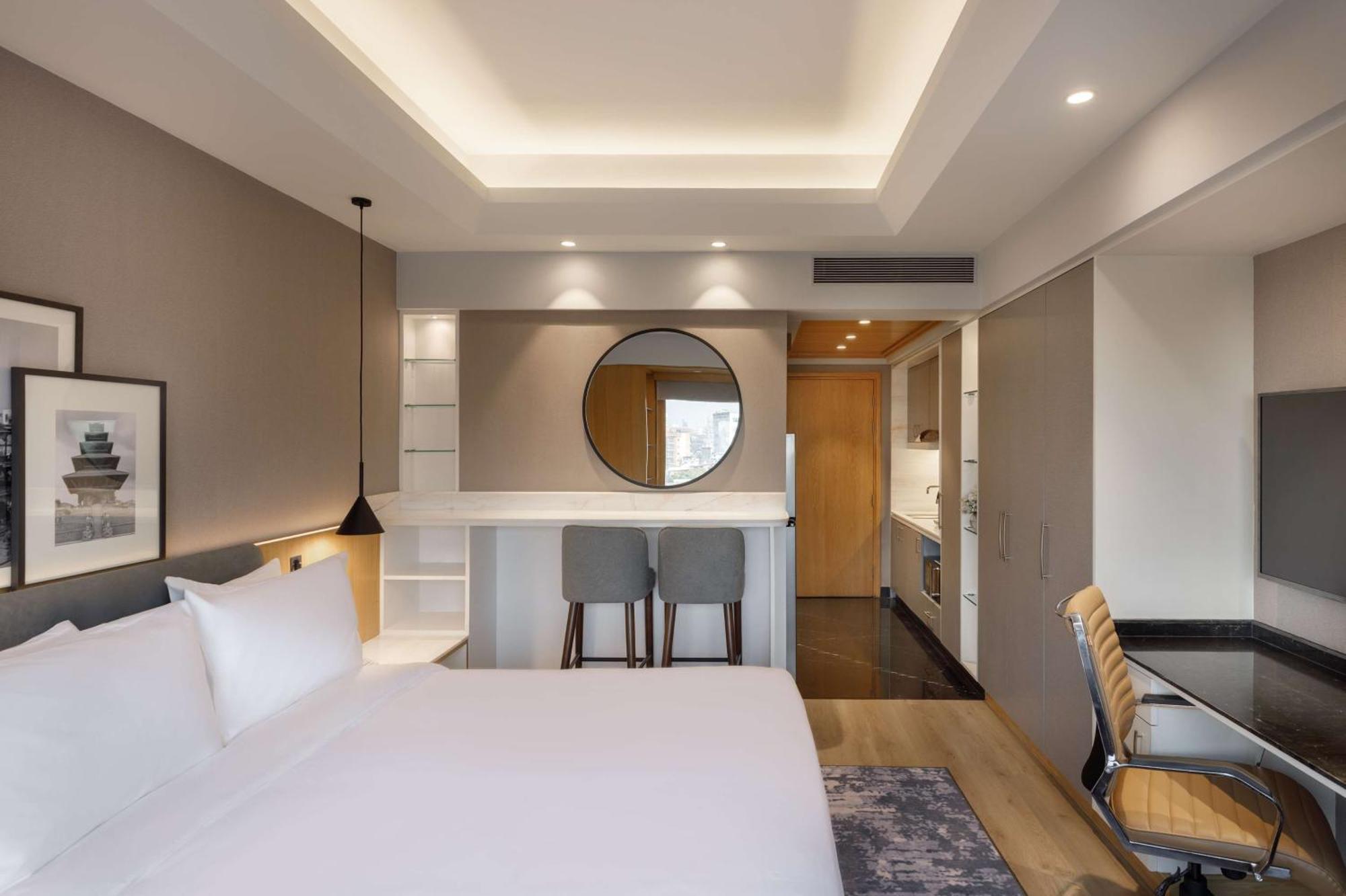 Radisson Hotel Катманду Екстериор снимка